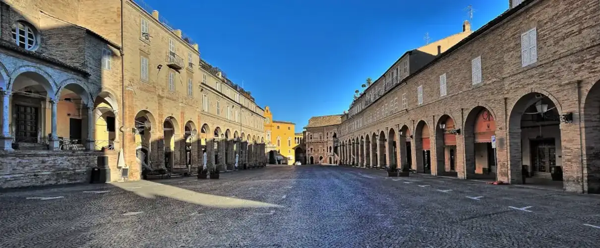 Piazza-del-Popolo-Testata-3